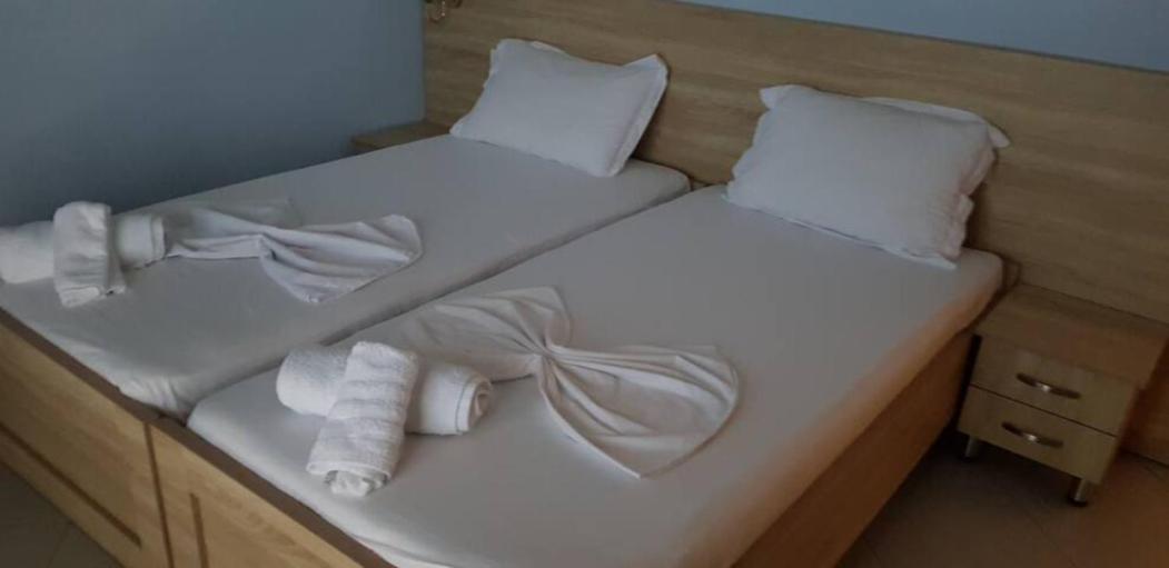 Vasili Sunstay Apartments Sarandë Buitenkant foto