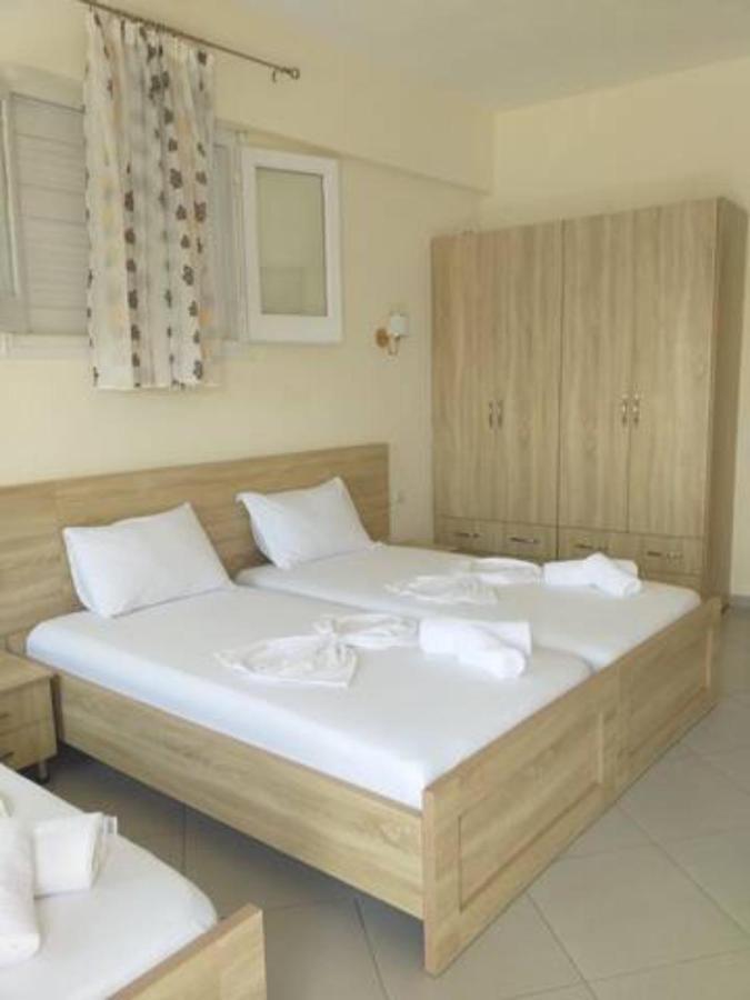 Vasili Sunstay Apartments Sarandë Buitenkant foto