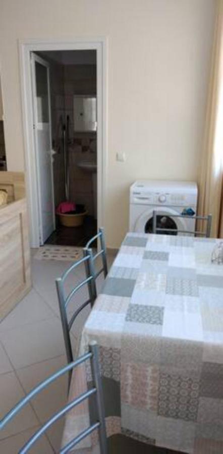 Vasili Sunstay Apartments Sarandë Buitenkant foto