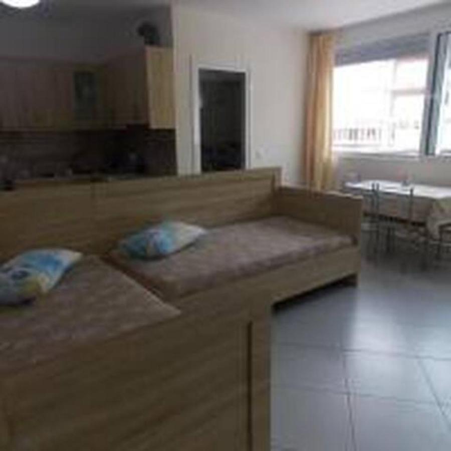 Vasili Sunstay Apartments Sarandë Buitenkant foto