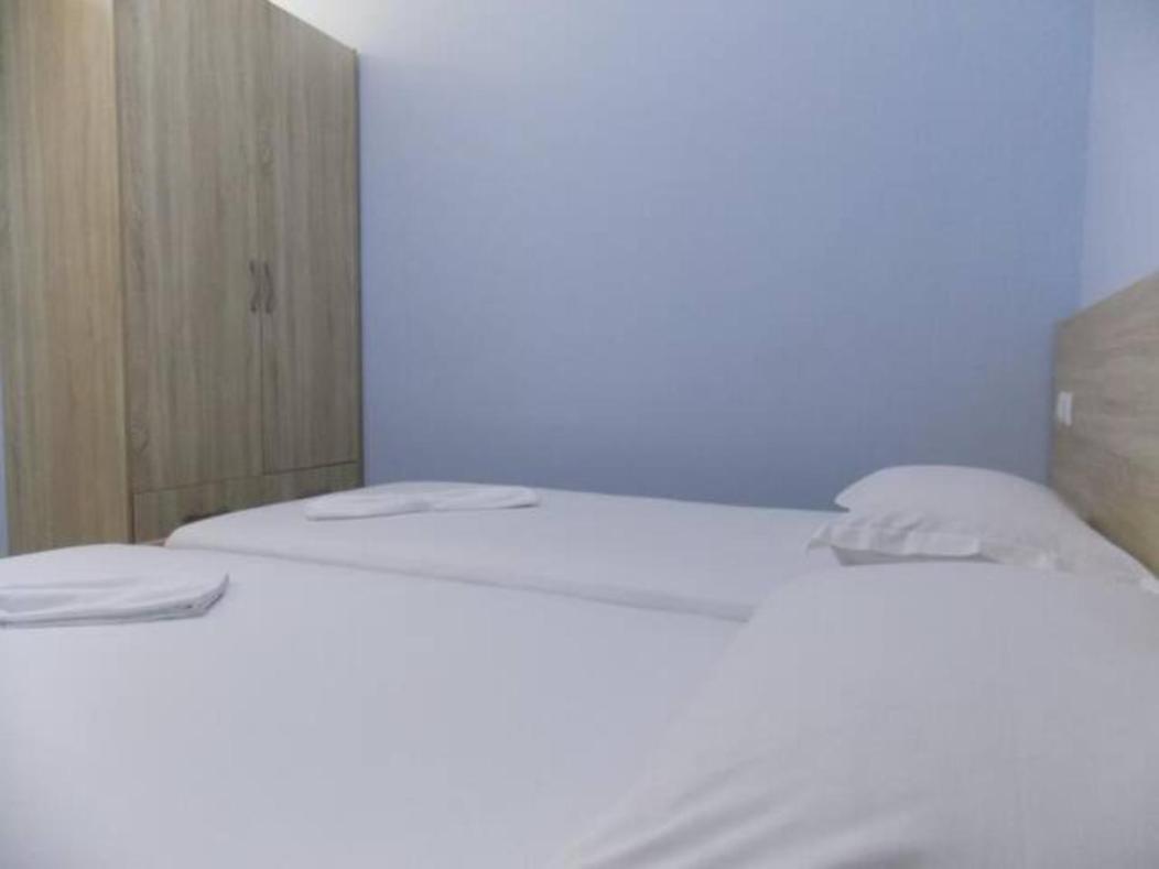 Vasili Sunstay Apartments Sarandë Buitenkant foto